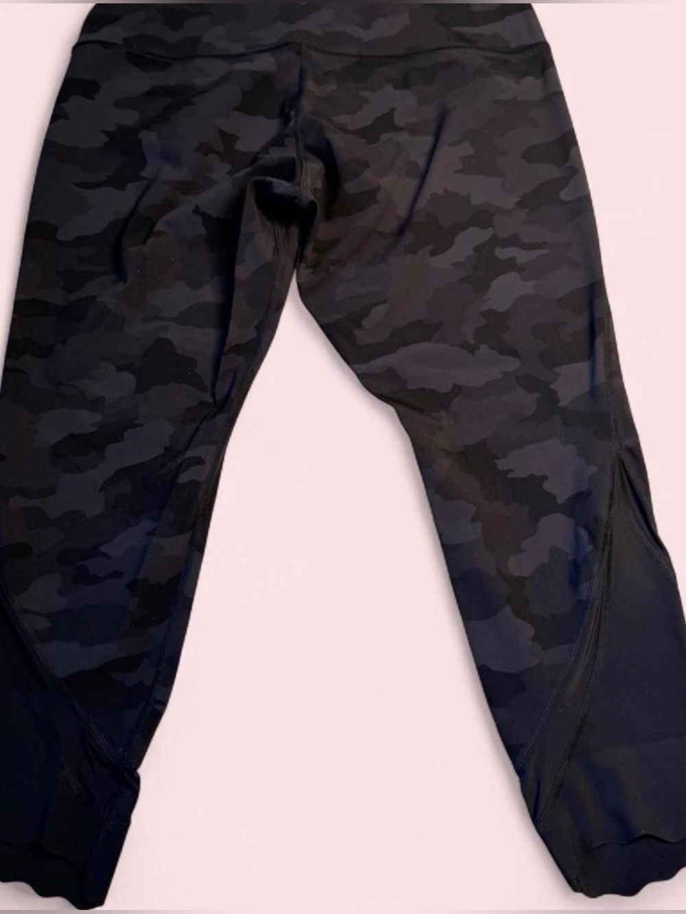 LULULEMON - Picture 2 of 5